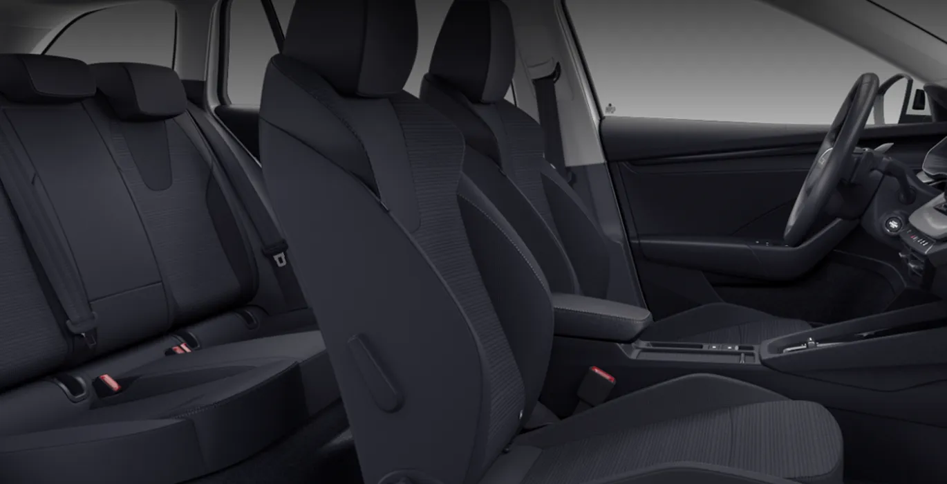 SKODA Octavia Combi 1.5 TSI DSG MHEV Selection interior trasera | Crazy Renting
