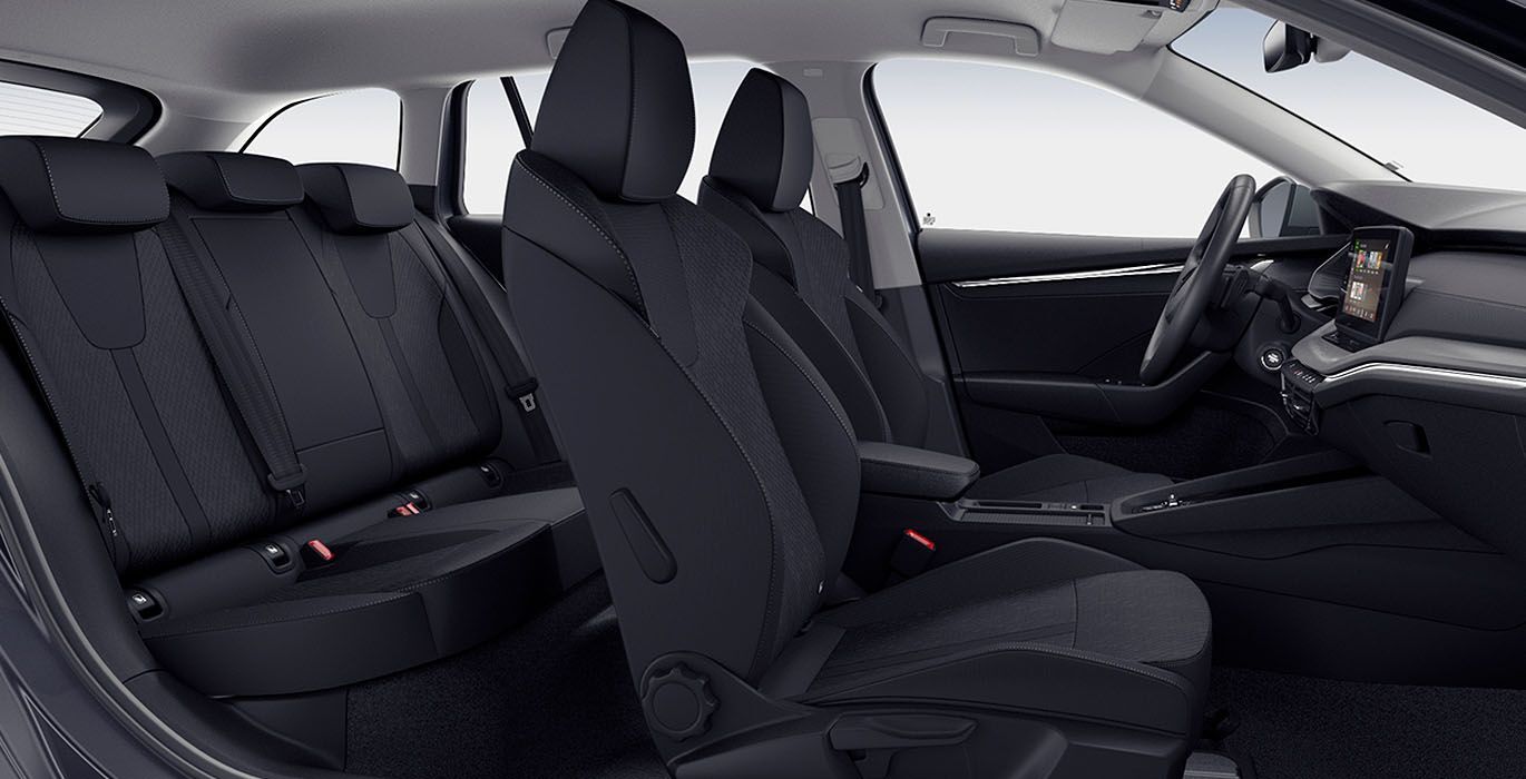 SKODA Octavia Combi interior perfil | Crazy Renting