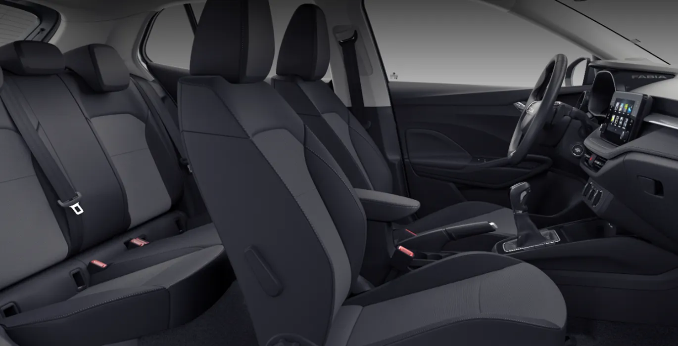 Skoda Fabia 1.0 TSI DSG Selection interior trasera | Crazy Renting