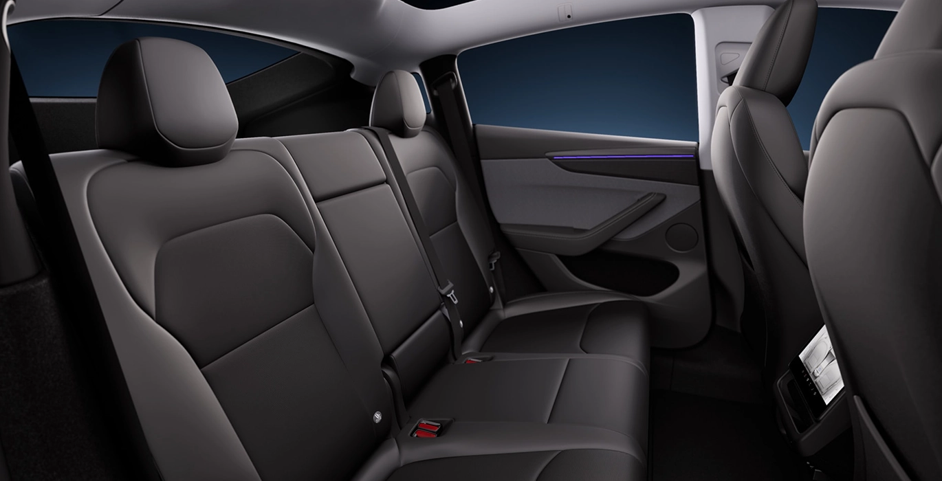 Tesla Model Y Traccion Trasera interior trasera | Crazy Renting