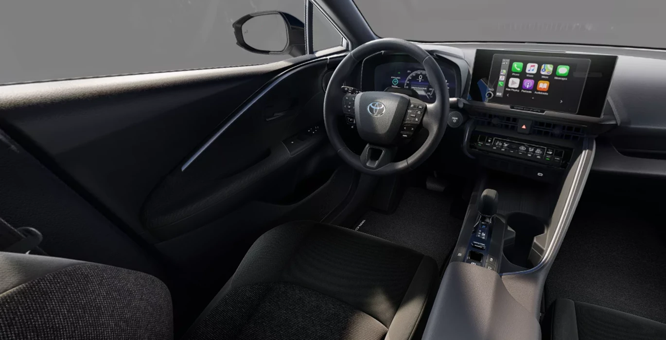 Toyota C-HR Business Hybrid 140 CW 4 Toyota C HR Business Hybrid 140 CW interior delantera | Crazy Renting