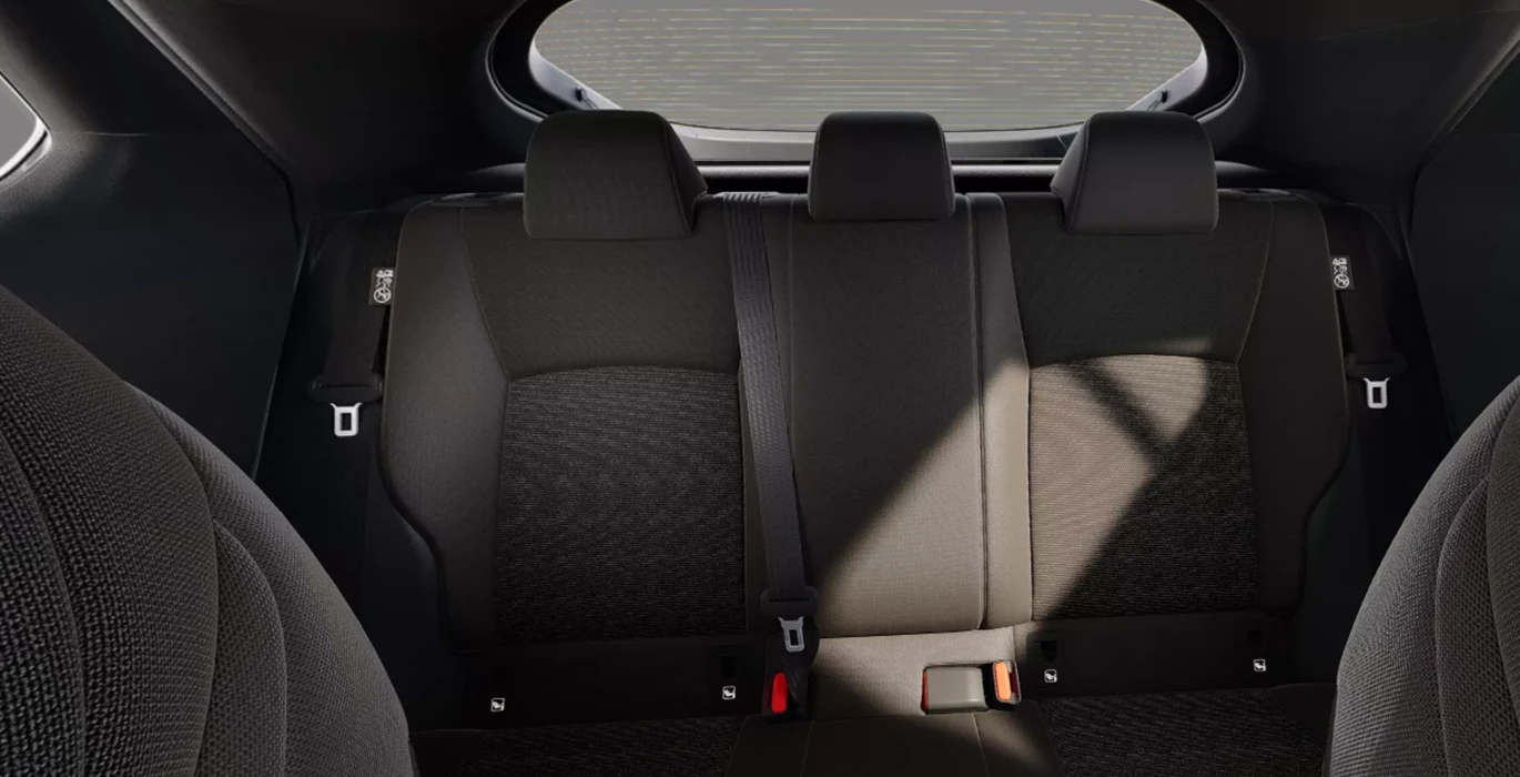 Toyota C-HR Business Hybrid 140 CW 6 Toyota C HR Business Hybrid 140 CW interior trasera | Crazy Renting