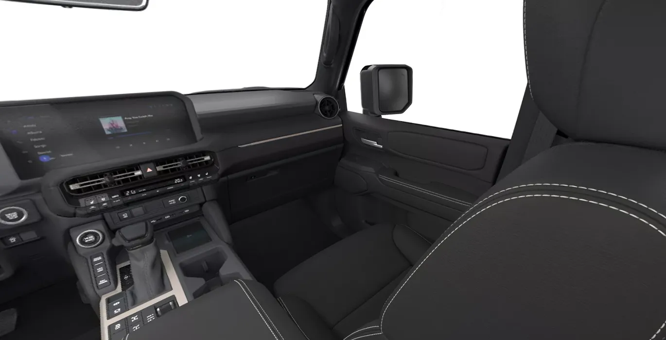 Toyota Land Cruiser 250 Hybrid 48V VX 5 Toyota Land Cruiser 250 Hybrid 48V VX interior delantera II | Crazy Renting