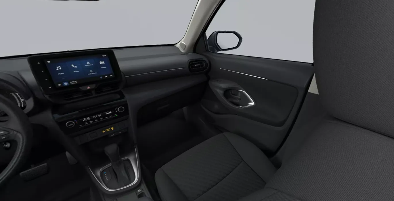 Toyota Yaris Cross 1.5 130H Business interior delantera II | Crazy Renting