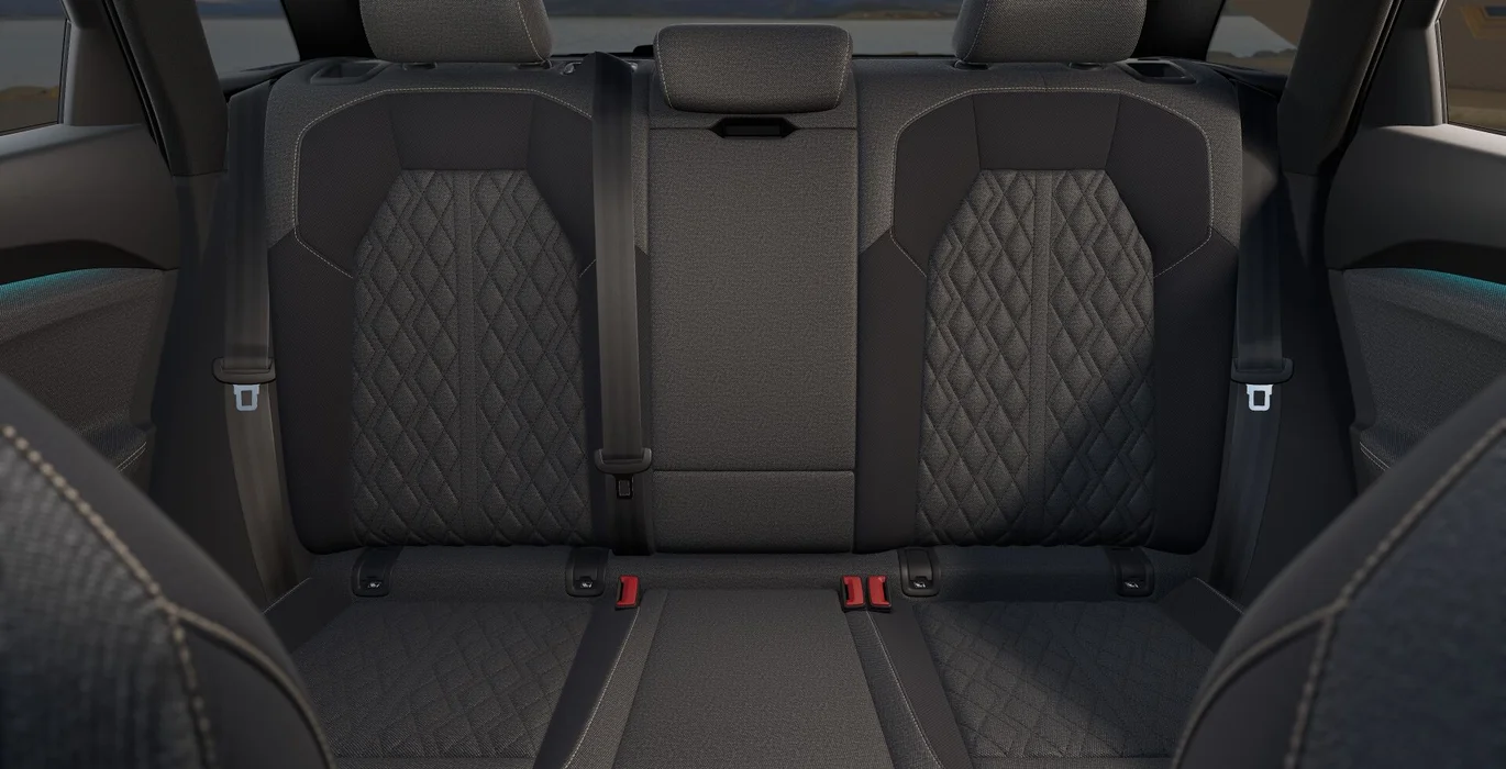 AUDI Q5 SUV S line Edition TDI Quattro S Tronic 6 AUDI Q5 SUV S line Edition TDI Quattro S Tronic interior trasera | Crazy Renting