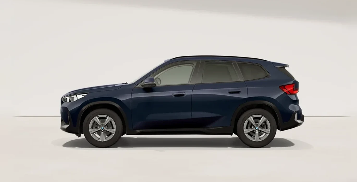 BMW X1 sDrive20d II lateral azul | Crazy Renting