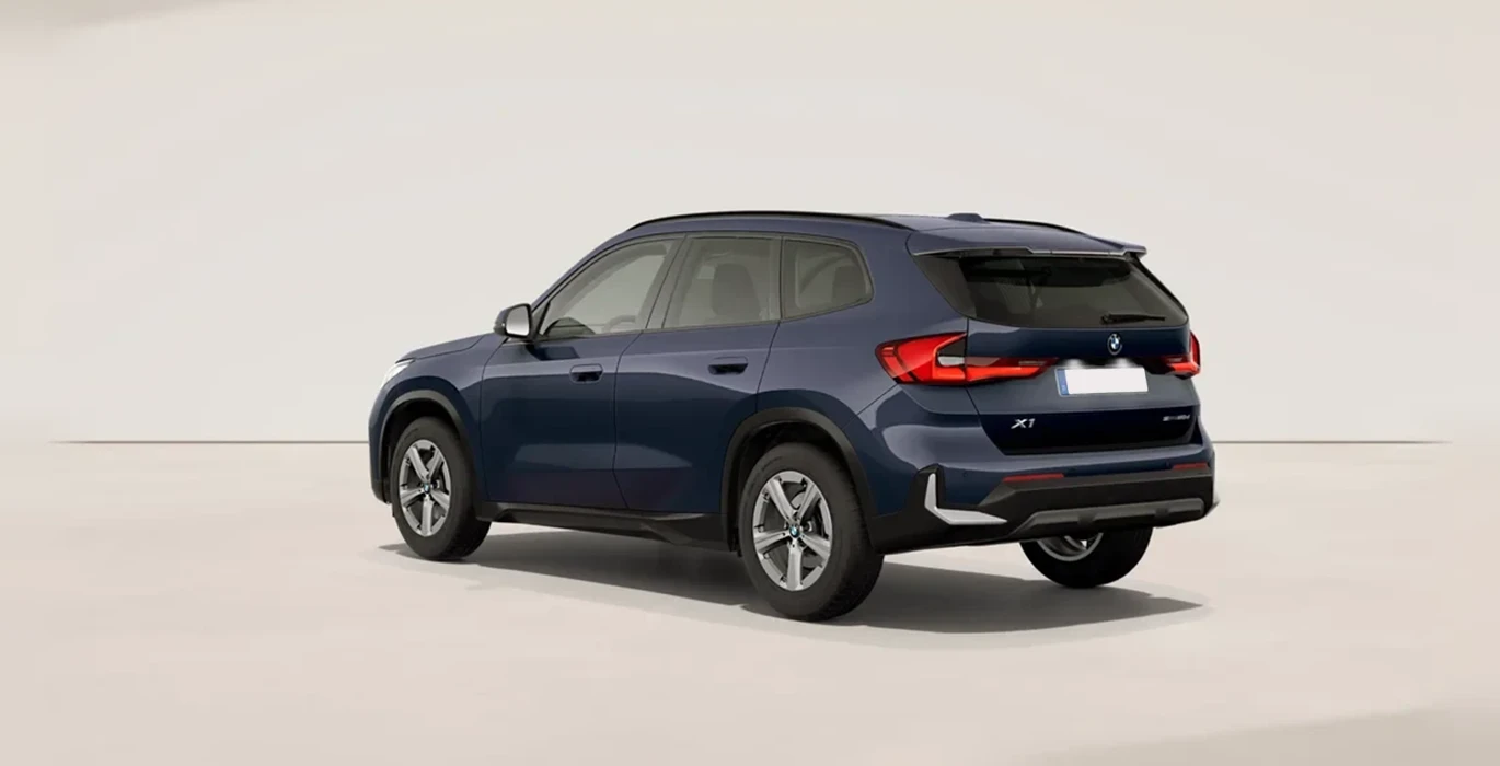 BMW X1 sDrive20d II trasera azul | Crazy Renting