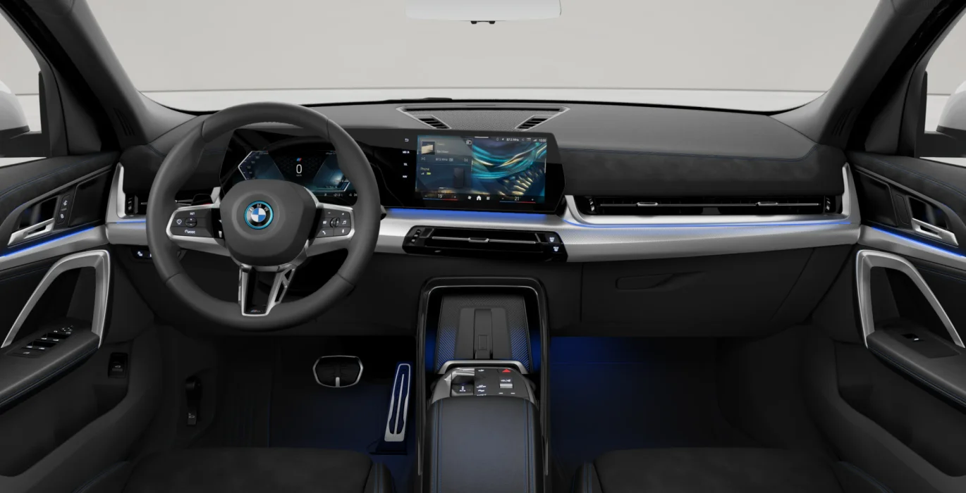 BMW ix2 eDrive20 4 BMW ix2 eDrive20 alpine white interior delantera | Crazy Renting
