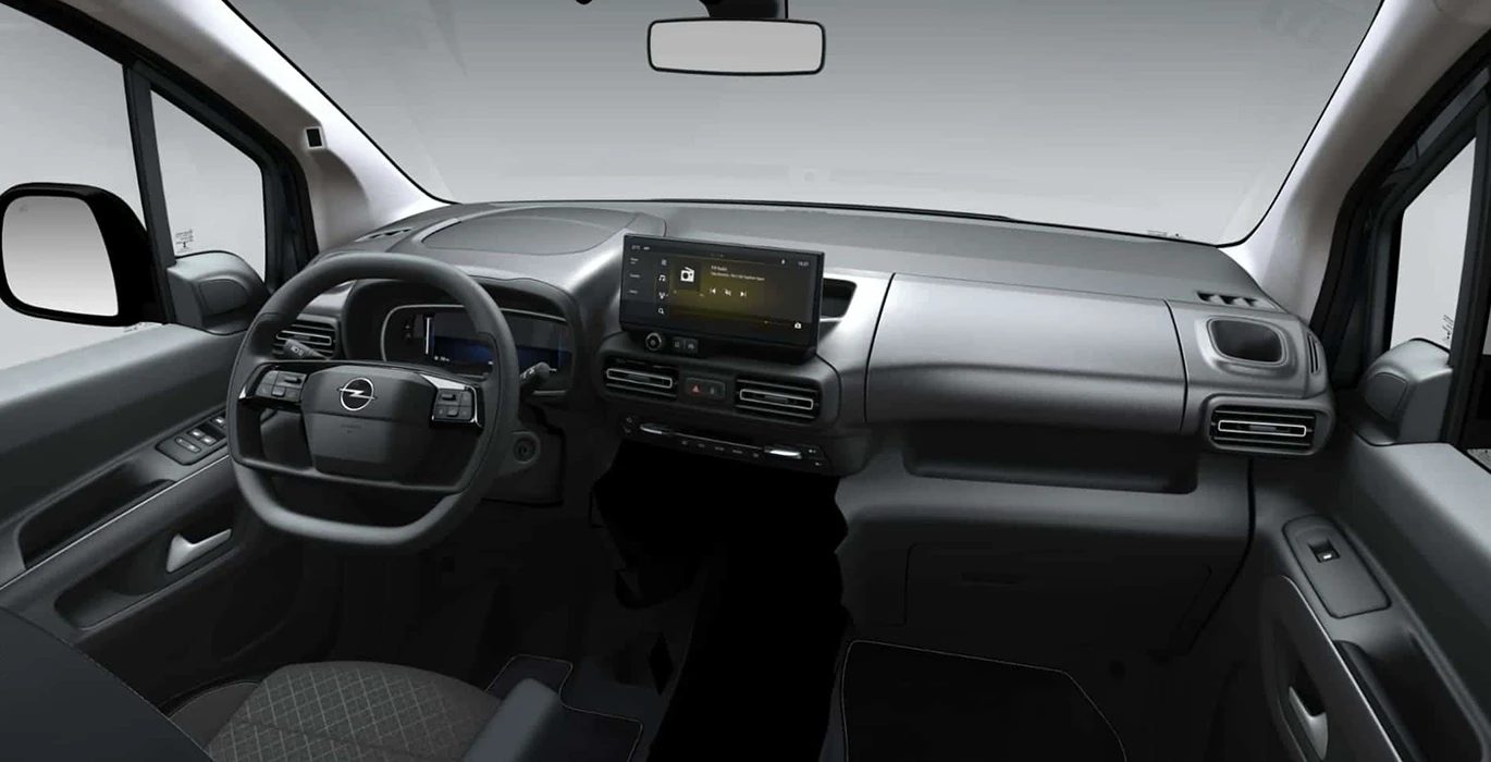 OPEL COMBO ULTIMATE 1.5 TD 130CV SS AT8 AUTOMATICO interior delantera | Crazy Renting